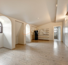 Casa, 10 rooms, 573 mp Bucuresti/Iancu Nicolae