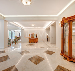 Casa, 10 rooms, 573 mp Bucuresti/Iancu Nicolae