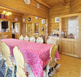 Casa, 10 rooms, 650 mp Brasov/Centru