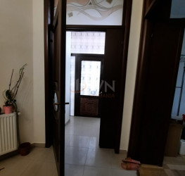 Casa, 10 rooms, 660 mp Bucuresti/Piata Victoriei