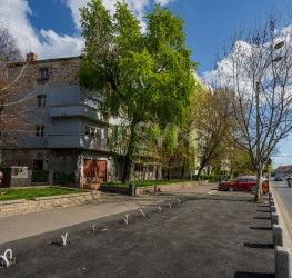 Casa, 10 rooms, 750 mp Bucuresti/Unirii (s4)