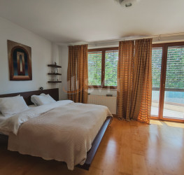 Casa, 11 camere, 1000 mp Ilfov/Corbeanca