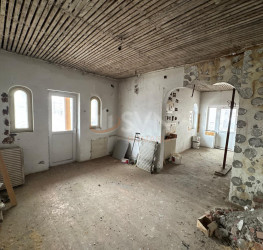 Casa, 11 camere, 362.97 mp Bucuresti/Dristor