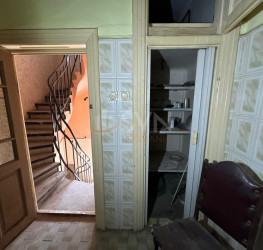 Casa, 11 camere, 362.97 mp Bucuresti/Dristor