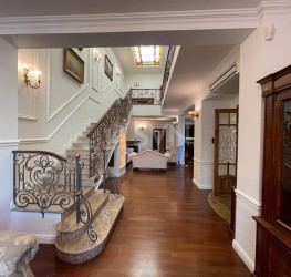 Casa, 11 camere, 403 mp Bucuresti/Capitale