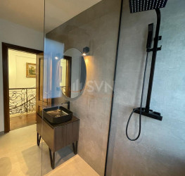 Casa, 11 camere, 403 mp Bucuresti/Capitale