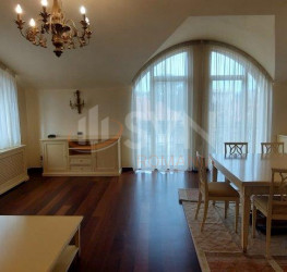Casa, 11 camere, 550 mp Bucuresti/Cotroceni