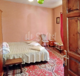 Casa, 11 rooms, 140 mp Brasov/Centru