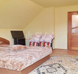 Casa, 11 rooms, 200 mp Brasov/Centru