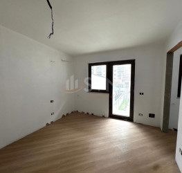 Casa, 11 rooms, 362.97 mp Bucuresti/Dristor