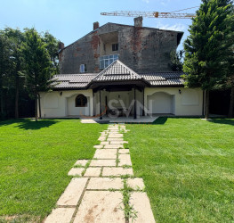 Casa, 11 rooms, 500 mp Bucuresti/P-ta Unirii