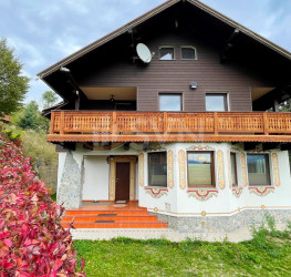 Casa, 11 rooms, 550 mp Brasov/Centru