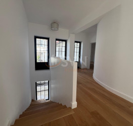 Casa, 11 rooms, 550 mp Bucuresti/Capitale