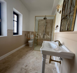 Casa, 11 rooms, 550 mp Bucuresti/Capitale