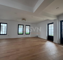 Casa, 11 rooms, 550 mp Bucuresti/Capitale