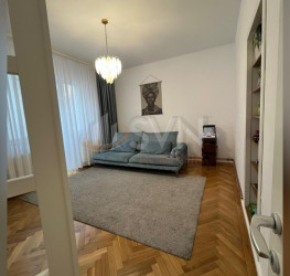 Casa, 12 camere, 360 mp Bucuresti/Parcul Carol