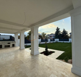 Casa, 12 camere, 530 mp Bucuresti/Pipera
