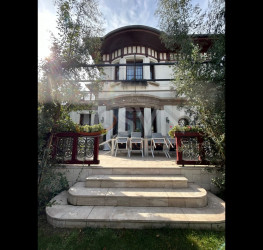 Casa, 12 camere, 550 mp Bucuresti/Aviatorilor