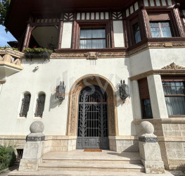 Casa, 12 camere, 550 mp Bucuresti/Aviatorilor