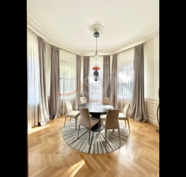 Casa, 12 camere, 550 mp Bucuresti/Aviatorilor