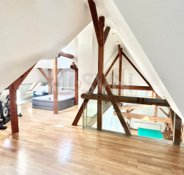 Casa, 12 camere, 550 mp Bucuresti/Aviatorilor