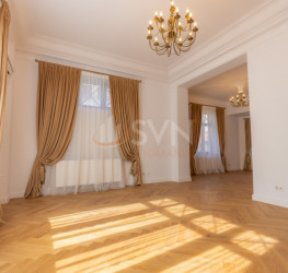 Casa, 12 camere, 575 mp Bucuresti/Capitale