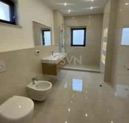 Casa, 12 camere, 625 mp Bucuresti/Primaverii