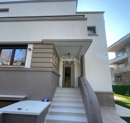 Casa, 12 camere, 625 mp Bucuresti/Primaverii