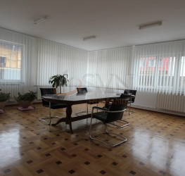 Casa, 12 camere, 750 mp Bucuresti/1 Mai