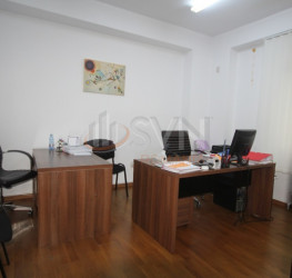 Casa, 12 camere, 750 mp Bucuresti/1 Mai