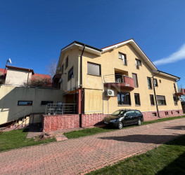 Casa, 12 rooms, 1056 mp Bucuresti/Pipera