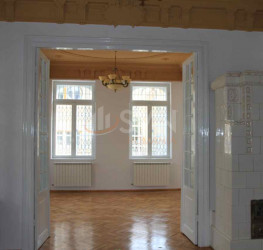 Casa, 12 rooms, 400 mp Bucuresti/Piata Victoriei