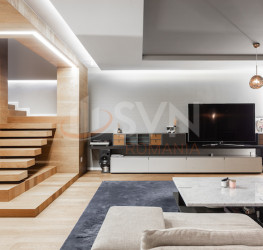 Casa, 12 rooms, 420 mp Bucuresti/Domenii