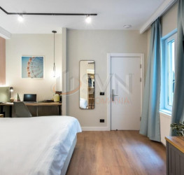 Casa, 12 rooms, 450 mp Bucuresti/P-ta Romana