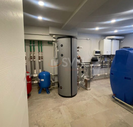 Casa, 12 rooms, 625 mp Bucuresti/Primaverii