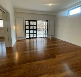 Casa, 12 rooms, 625 mp Bucuresti/Primaverii