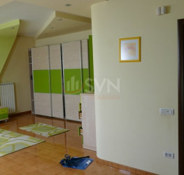 Casa, 12 rooms, 660 mp Bucuresti/Iancu Nicolae