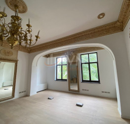 Casa, 12 rooms, 712 mp Bucuresti/Gradina Icoanei