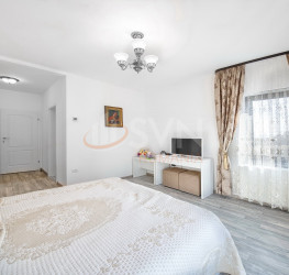 Casa, 12 rooms, 825 mp Brasov/Centru