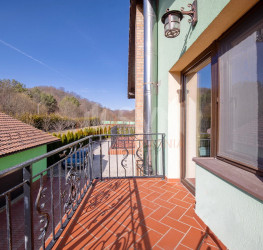 Casa, 12 rooms, 825 mp Brasov/Centru