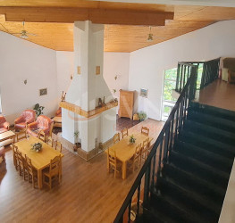 Casa, 12 rooms, 900 mp Brasov/Centru