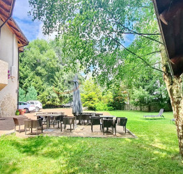 Casa, 12 rooms, 900 mp Brasov/Centru