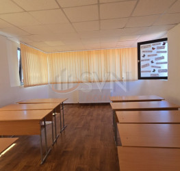Casa, 13 rooms, 380 mp Bucuresti/Titulescu