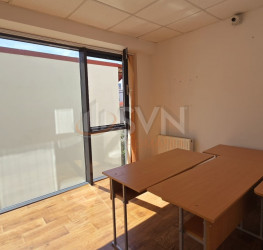 Casa, 13 rooms, 380 mp Bucuresti/Titulescu