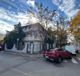 Casa, 14 camere, 430 mp Bucuresti/Bucurestii Noi