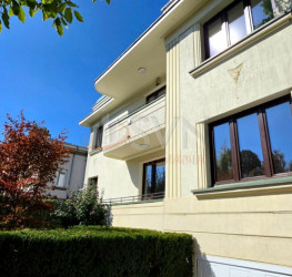 Casa, 14 camere, 500 mp Bucuresti/Casin