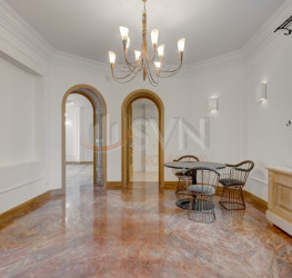 Casa, 14 camere, 557.7 mp Bucuresti/Capitale