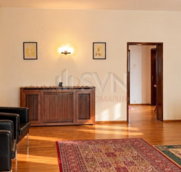 Casa, 14 camere, 726 mp Bucuresti/Aviatorilor