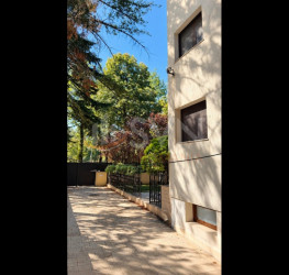 Casa, 14 camere, 726 mp Bucuresti/Aviatorilor