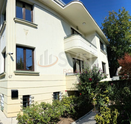 Casa, 14 rooms, 500 mp Bucuresti/Casin